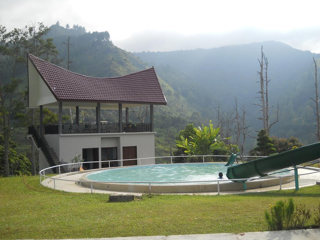 Patra Comfort Parapat Exterior photo